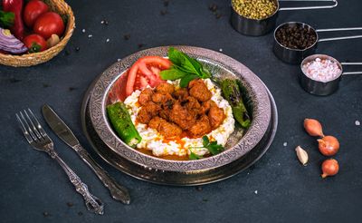 Alinazik Kuzu Şişten