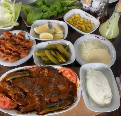 Eti Bol İskender (Et Dönerden)