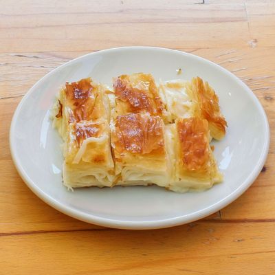 Pastırmalı Kaşarlı Su Böreği (500 gr.)