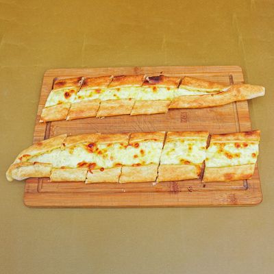 Kaşarlı Pide