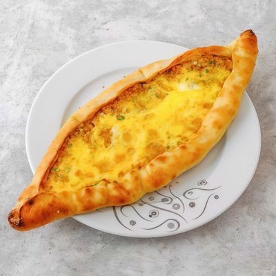 Kıymalı Yumurtalı Kır Pidesi (Açık)