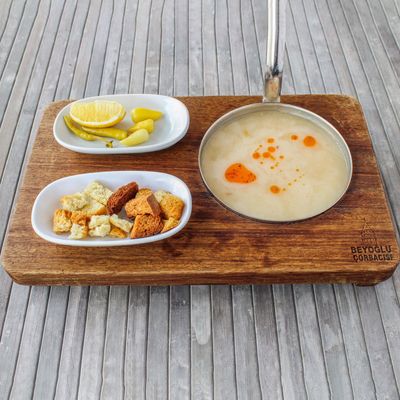 Kemik Sulu Terbiyeli Çorba