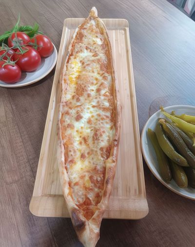 Patatesli Kaşarlı Pide (Açık)