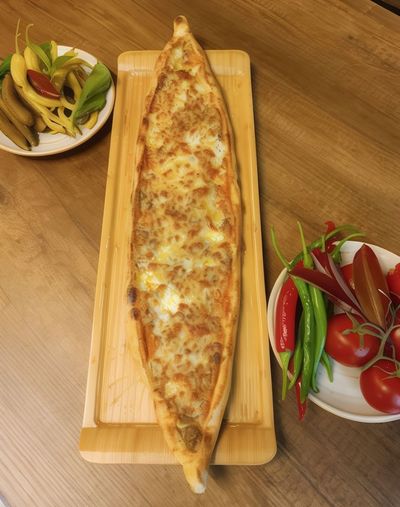 Patatesli Kıymalı Kaşarlı Pide (Açık)