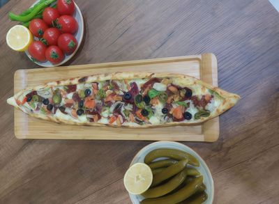 Miss Ada Pide (Açık)