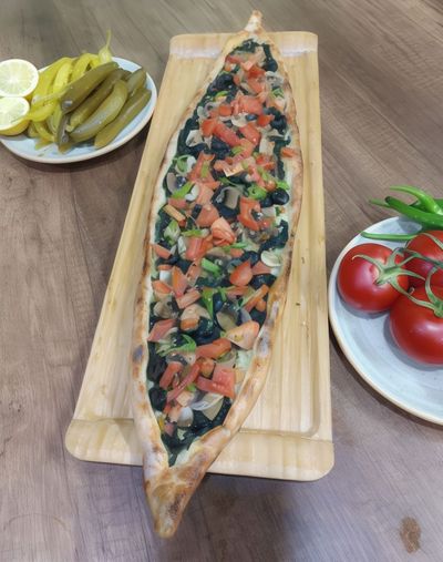 Veggie Pide (Açık)