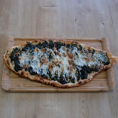 Ispanaklı Kaşarlı Pide (Açık)