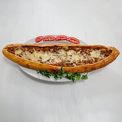 Kuşbaşılı Kaşarlı Pide