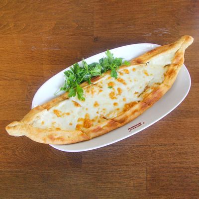 Kaşarlı Pide
