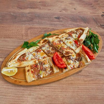 Karışık Pide
