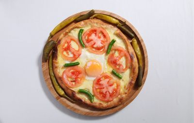 Domatesli Biberli Kaşarlı Pide (Açık) (Yuvarlak)