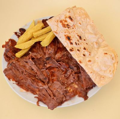 Kapalı Et Döner