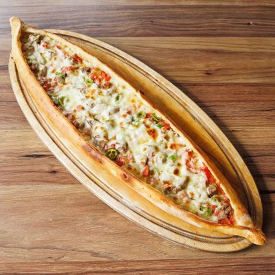 Kuşbaşı Kaşarlı Pide