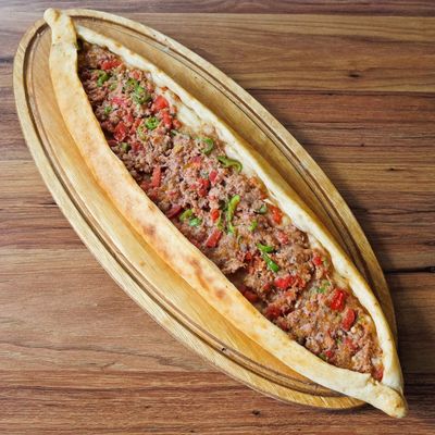 Kıymalı Pide