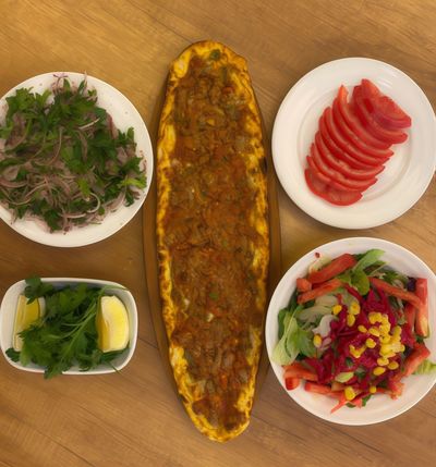 Kuşbaşılı Pide