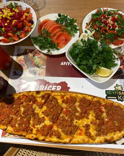 Kıymalı Pide