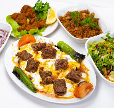 Yoğurtlu Kebap