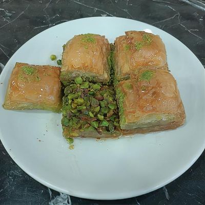 Fıstıklı Baklava (4 Dilim)