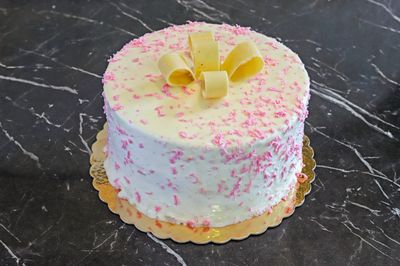 Muzlu Frambuazlı Pasta (8 Kişilik)