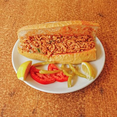 Yarım Ekmek Arası Tavuk Tantuni