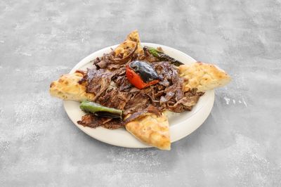 Pilav Üstü Et Döner