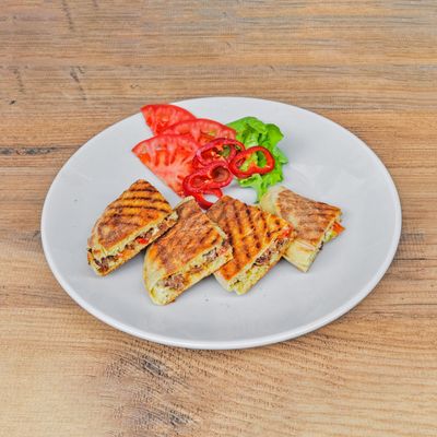 Kavurmalı Bazlama Tost