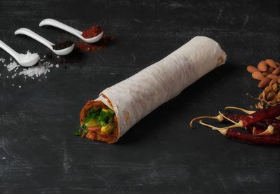 Doyumsuz Çiğ Köfte Dürüm