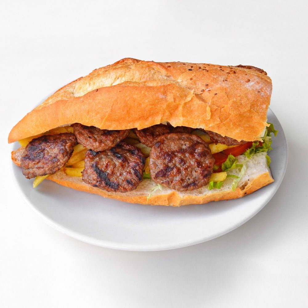 3/4 Ekmek Arası Izgara Köfte