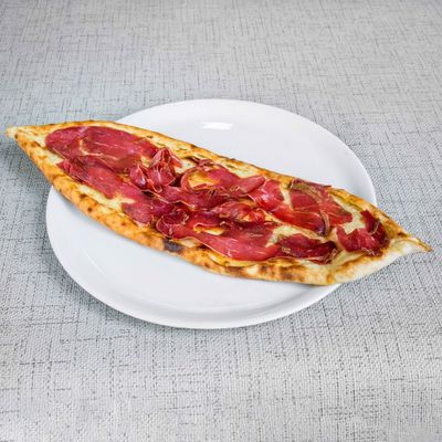 Pastırmalı Yumurtalı Pide (Kapalı)