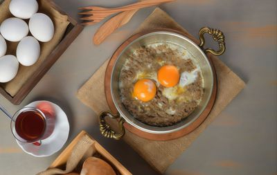 Kıymalı Yumurta