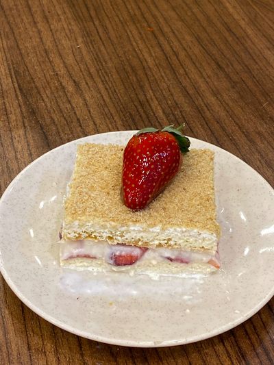 Parem Çilekli Tatlı