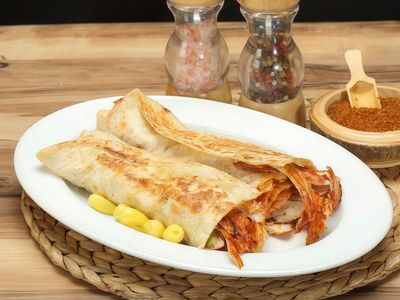 Çakraz Tavuk Döner Dürüm