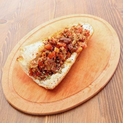 Çeyrek Ekmek Arası Sebzeli Kokoreç