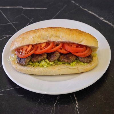 Yarım Ekmek Arası Izgara Köfte
