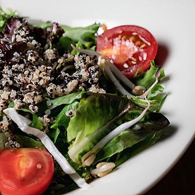 Kinoa Salatası / Quinoa Salad
