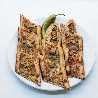 Kuşbaşılı Pide