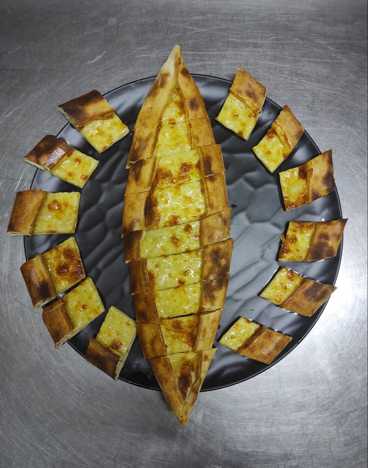 Kaşarlı Pide