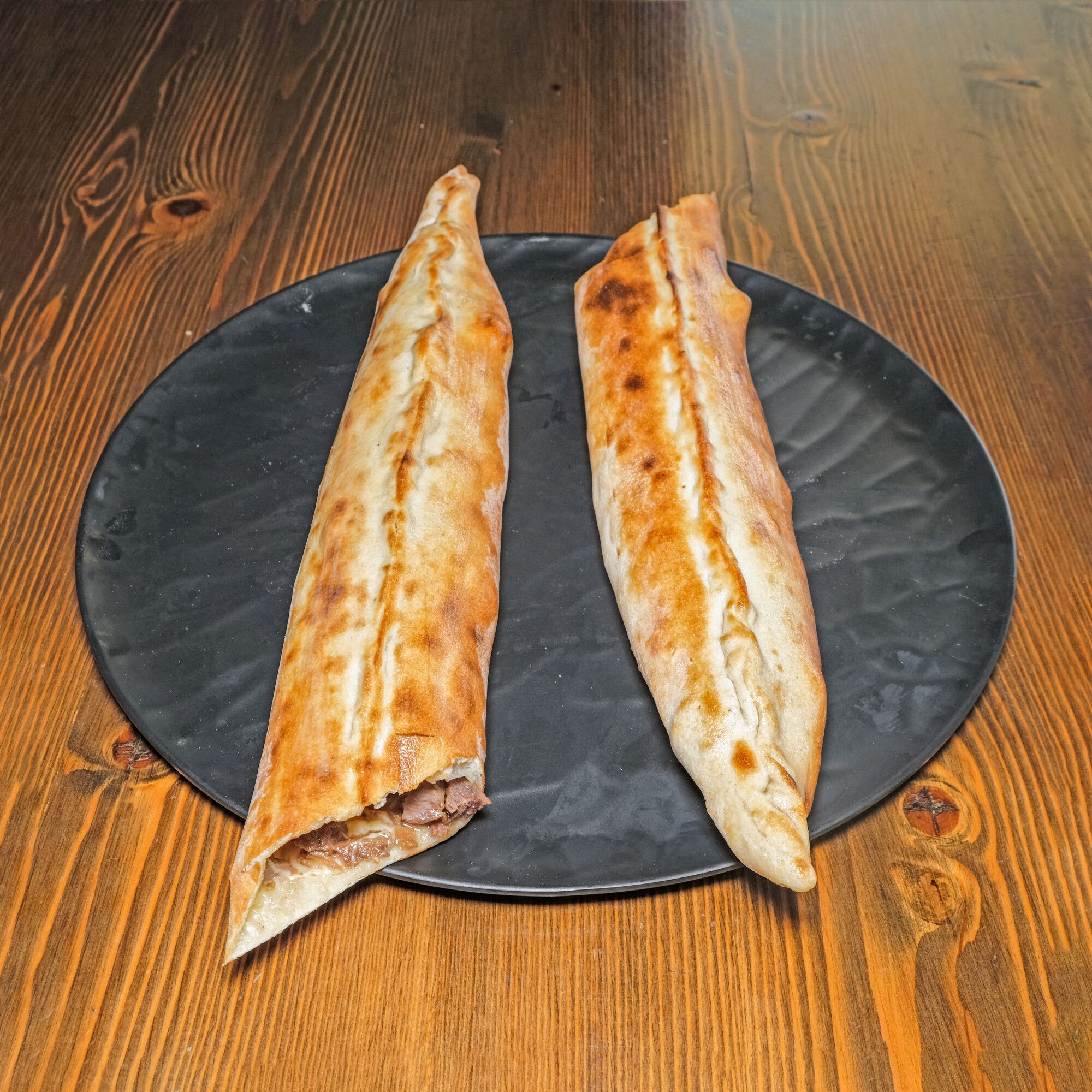 Kavurmalı Pide