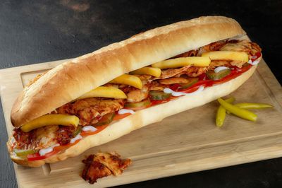 Tam Ekmek Arası Etibol Tavuk Döner