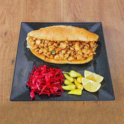 Somun Ekmek Arası Tavuk Tantuni