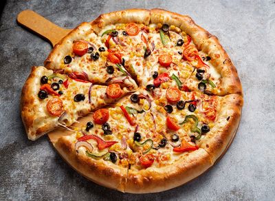 Kampüs Pizza (Orta)