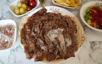 Tereyağlı Közde Et Döner