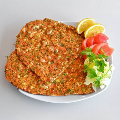 Malatya Kaşarlı Lahmacun