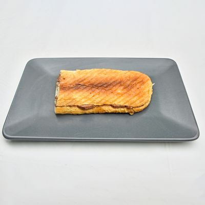 Kavurmalı Kaşarlı Tost