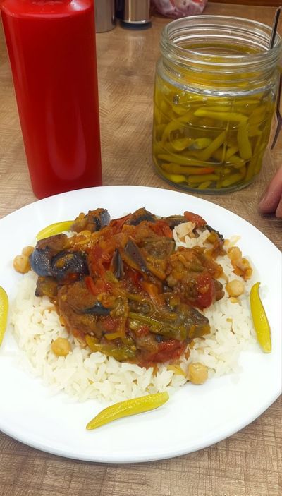 Tavuklu Güveçli Pilav