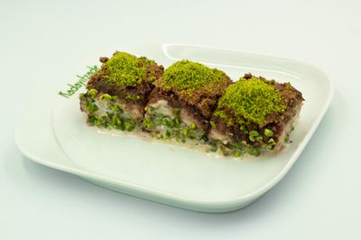 Fıstıklı Soğuk Baklava (3 Adet)