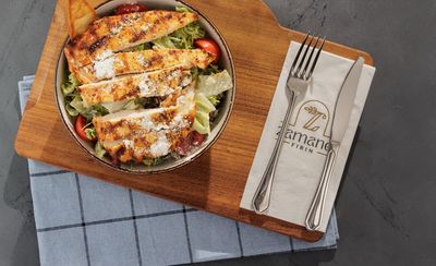 Izgara Tavuklu Salata