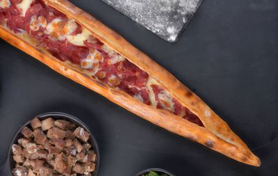 Pastırma Kaşarlı Pide