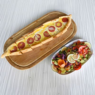 Kaşarlı Sucuklu Yumurtalı Pide