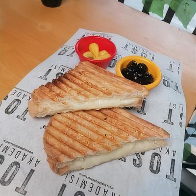 Kaşarlı Tost